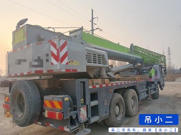 Buy Zoomlion ZTC251VE562 Used Crane / 3