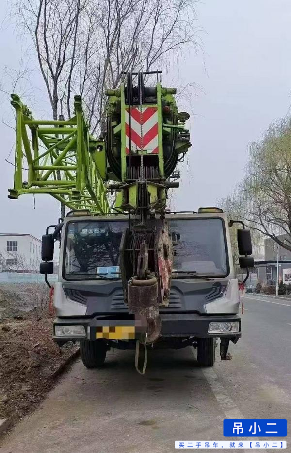 Buy Zoomlion 250V Used Crane
