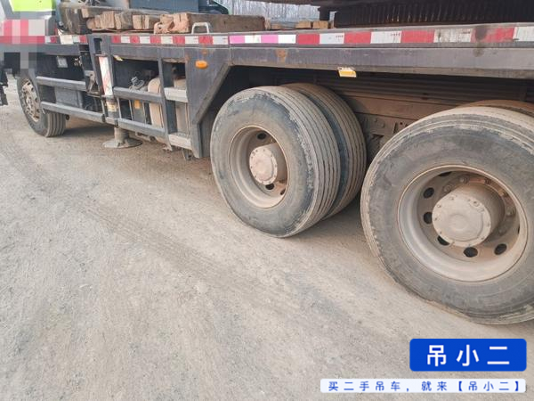 Buy Zoomlion ZTC251VE562 Used Crane / 2