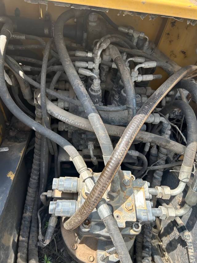 Buy XCMG XE135D Used Excavator / 7