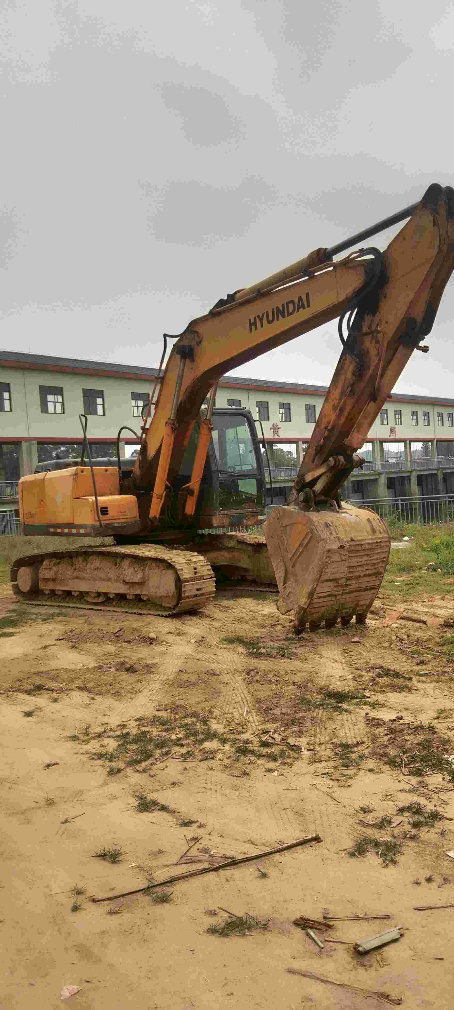Buy Hyundai 215LC-7 Used Excavator / 7