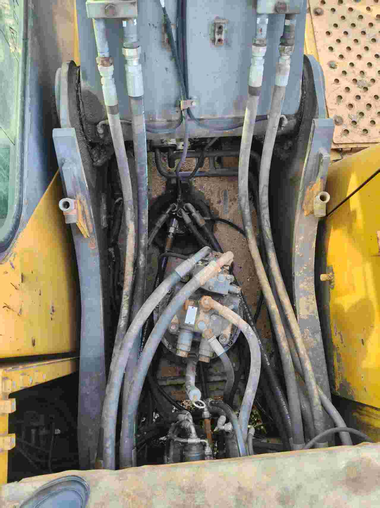 Buy Volvo 210D Used Excavator / 3