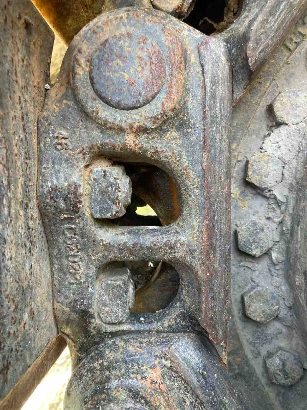 Buy Kobelco 350LC-8 Used Excavator / 10