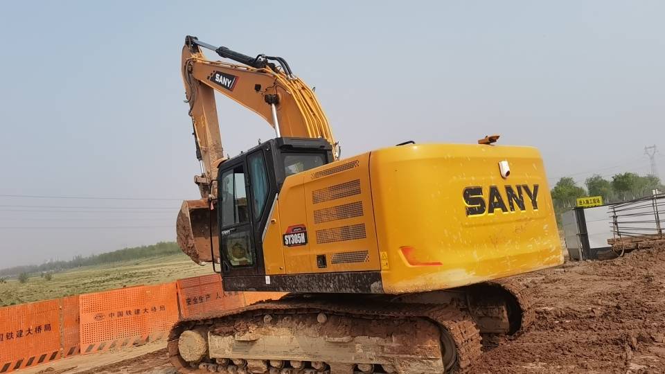 Buy Sany 235C-9 Used Excavator / 2