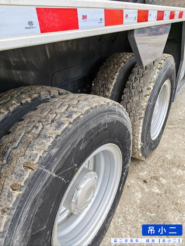 Buy XCMG 80K5D Used Crane / 7