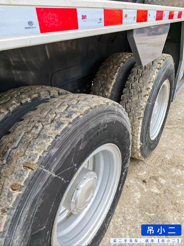 Buy XCMG 80k5D Used Crane / 7