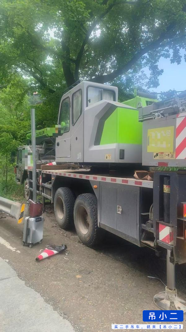 Buy Zoomlion 250A Used Crane / 3