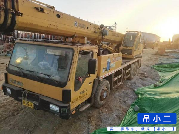 Buy XCMG QY20G Used Crane / 2