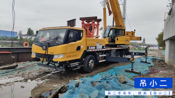Buy XCMG 25K5A Used Crane / 2