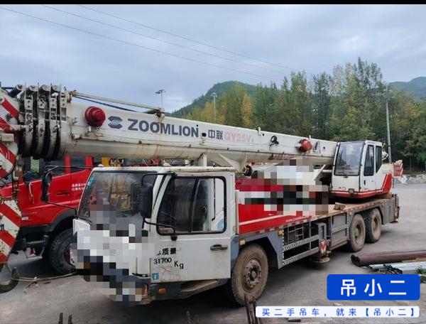 Buy Zoomlion QY25V531 Used Crane