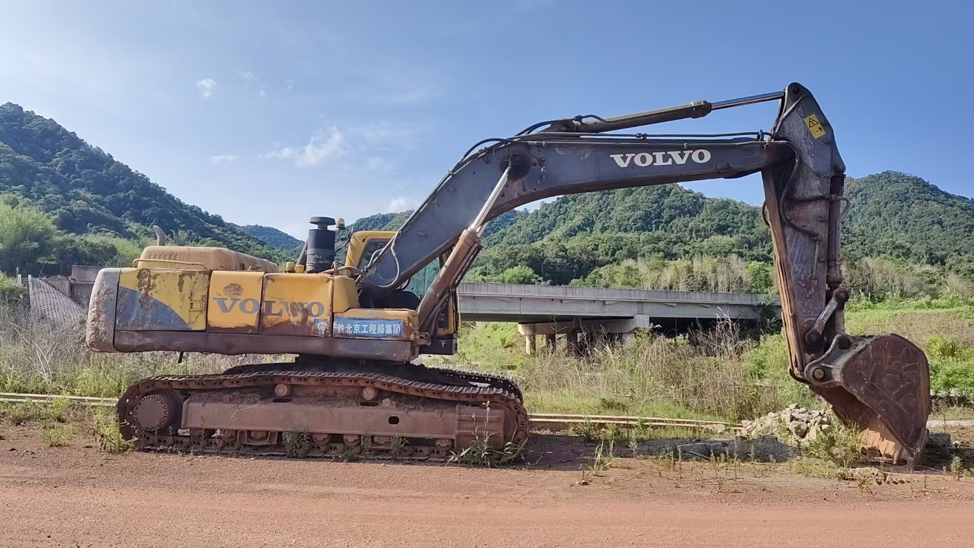 Buy Volvo 360BLC Used Excavator / 11