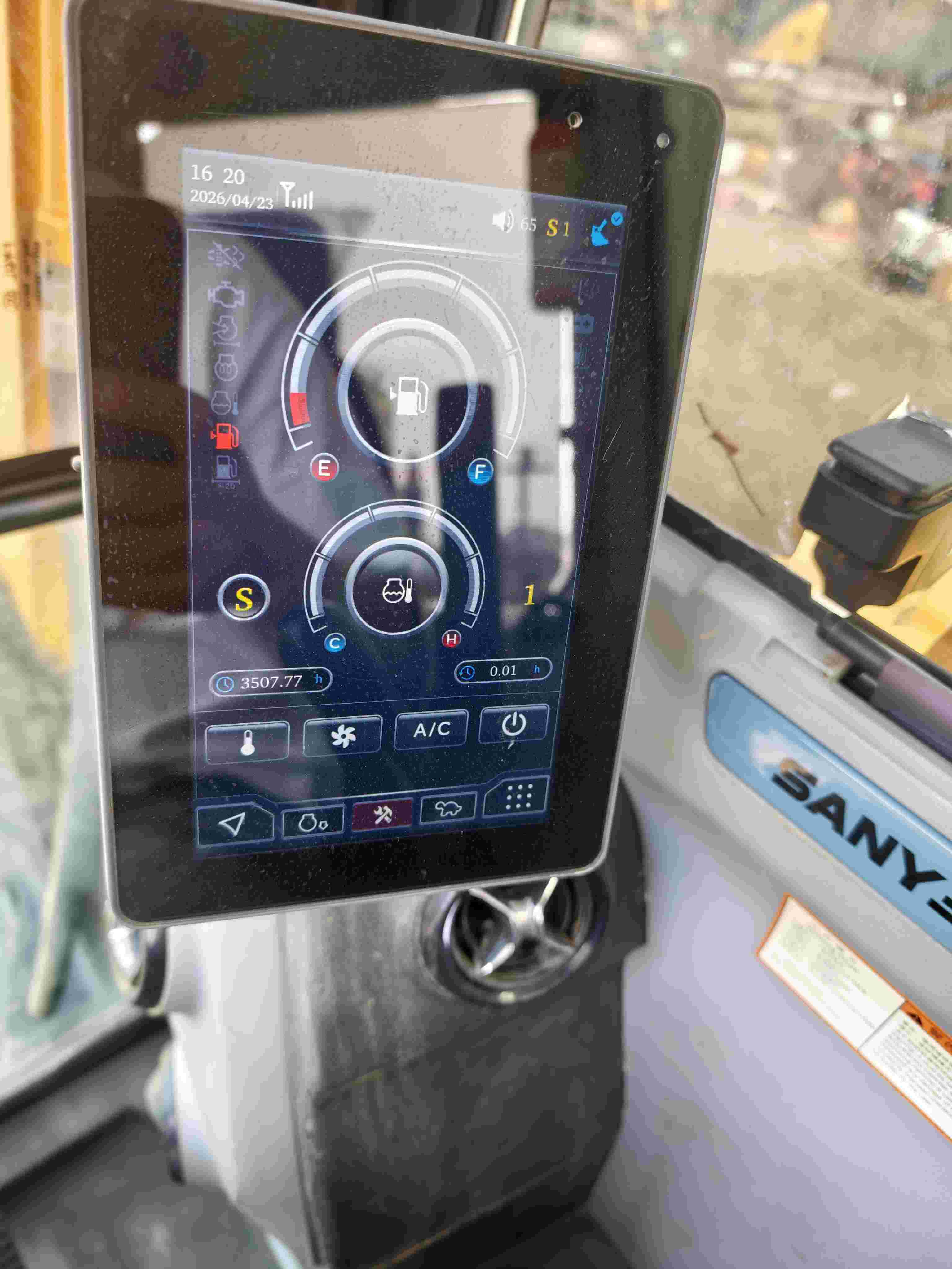 Buy Sany 60C-9 Used Excavator / 11