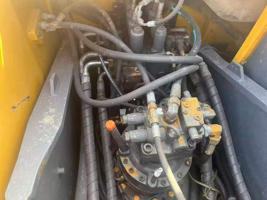 Buy JohnDeere 210cW Used Excavator / 7