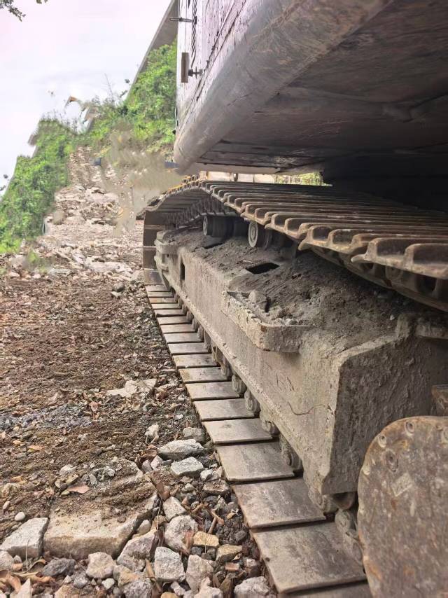 Buy XCMG XE215DA Used Excavator / 3