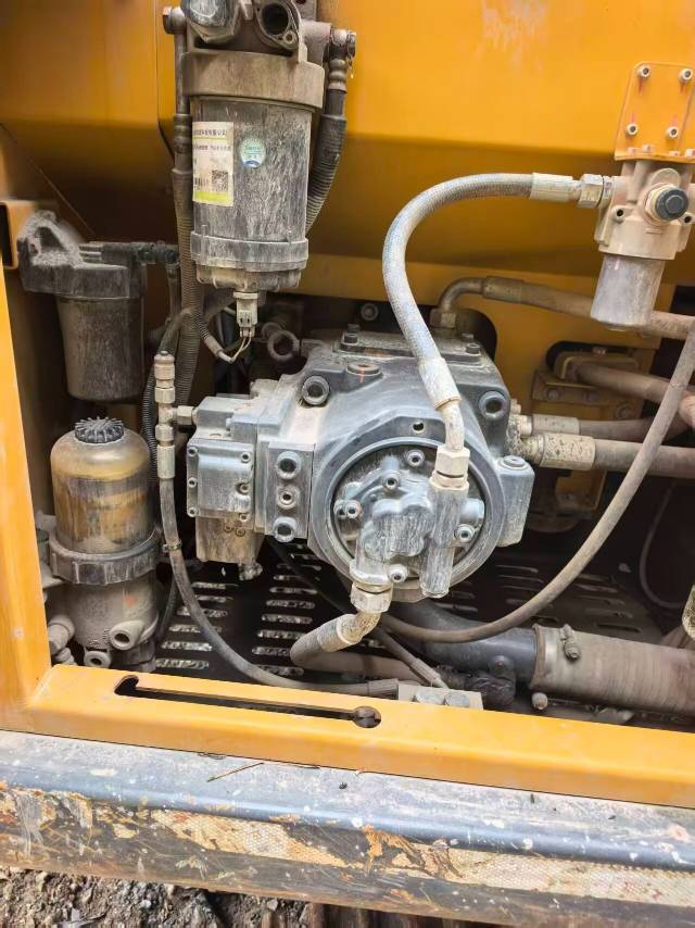 Buy XCMG XE215DA Used Excavator / 5