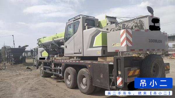 Buy Zoomlion ZTC251VE562 Used Crane
