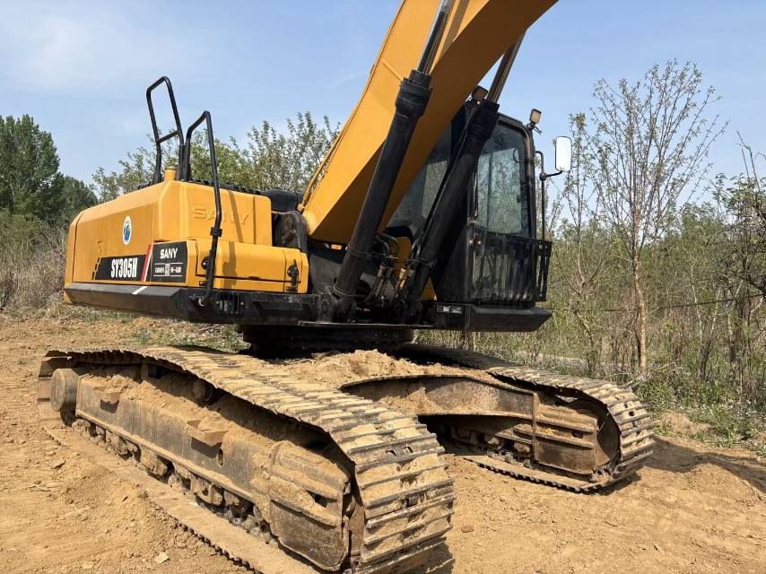 Buy Sany SY245H-S Used Excavator / 4