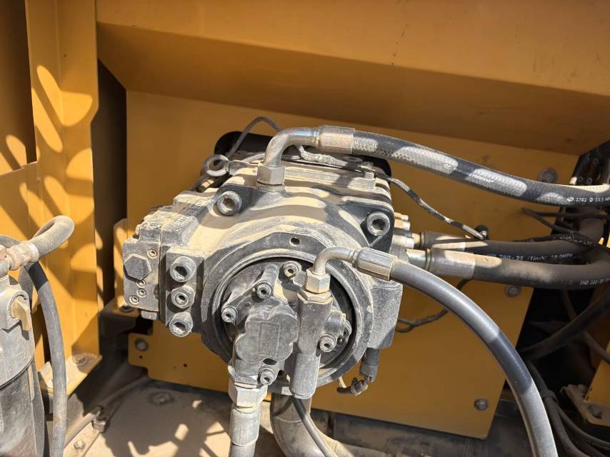 Buy Sany SY245H-S Used Excavator / 8