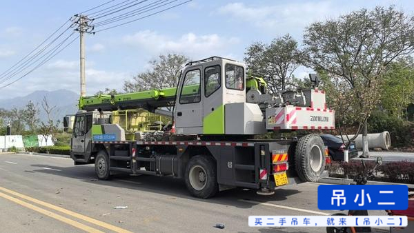 Buy Zoomlion ZTC121V461 Used Crane