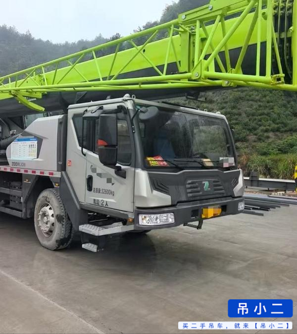 Buy Zoomlion 250V Used Crane / 2