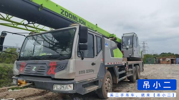 Buy Zoomlion ZLJ5320JQZ25A Used Crane
