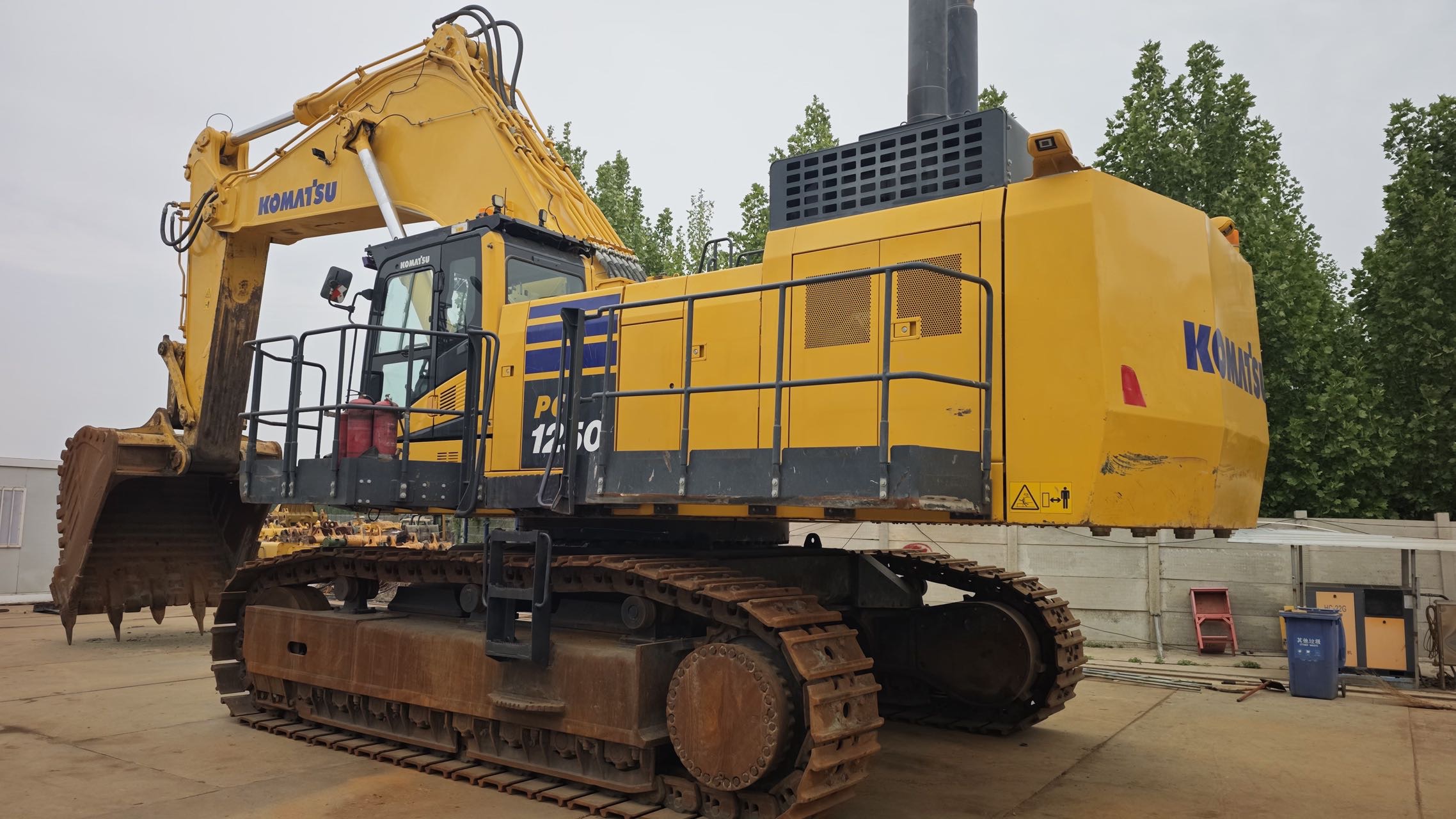 Buy Komatsu PC1250-11R Used Excavator / 2