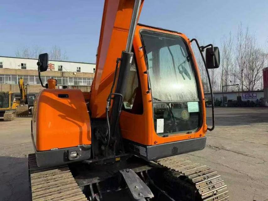 Buy Doosan 75-7 Used Excavator / 2