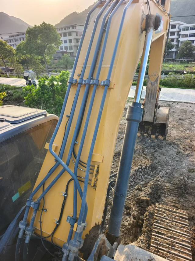 Buy XCMG XE370DK Used Excavator / 9