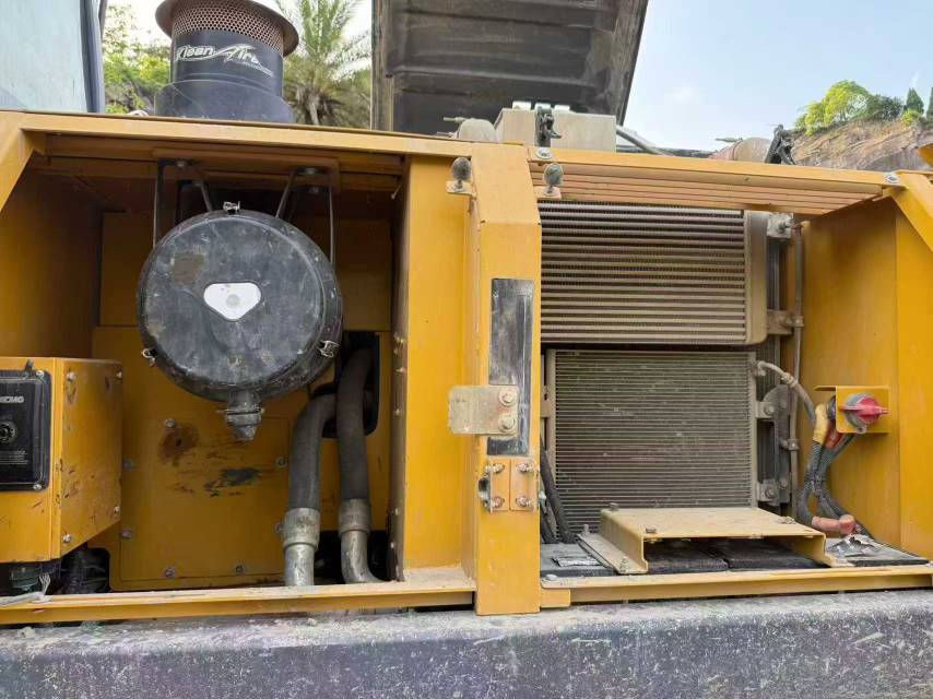 Buy XCMG XE215DA Used Excavator / 8