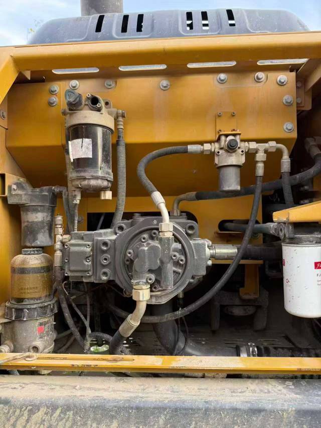 Buy XCMG XE215DA Used Excavator / 5