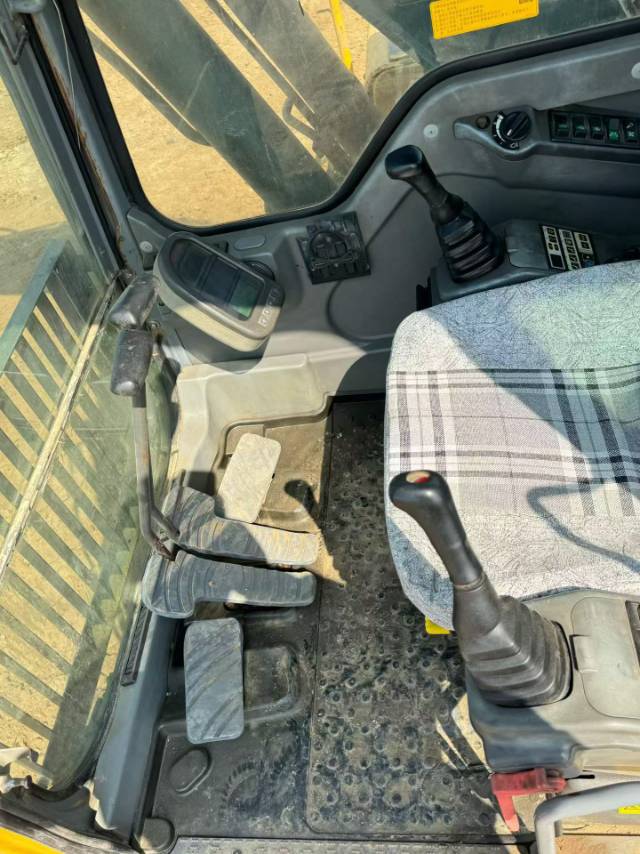 Buy Volvo 140BLC Used Excavator / 7