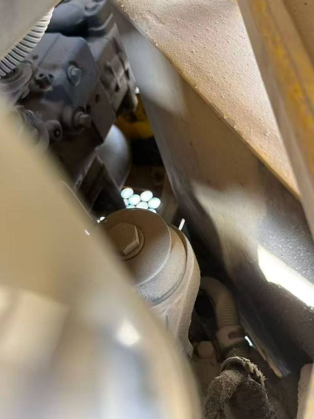 Buy Komatsu Used Excavator / 3