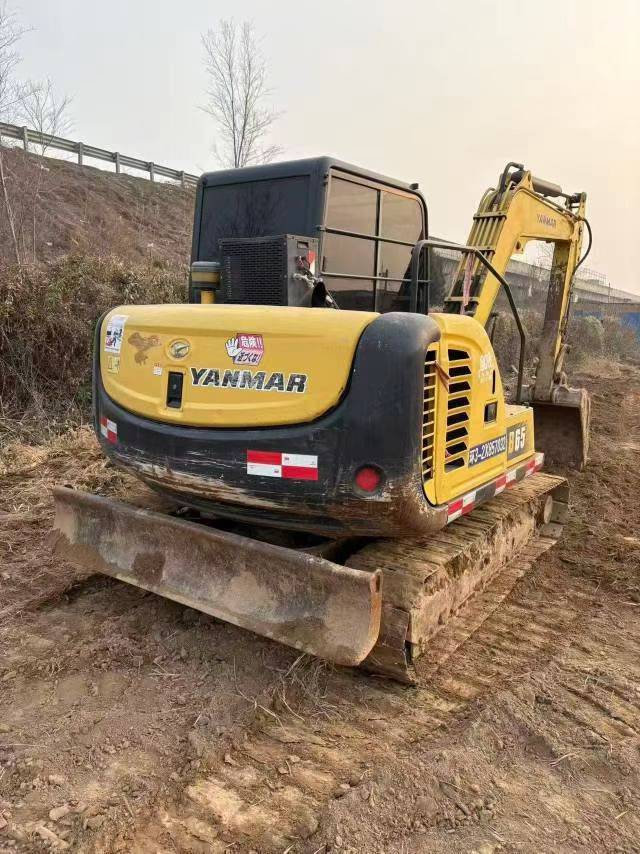 Buy Yanmar B65 Used Excavator / 4