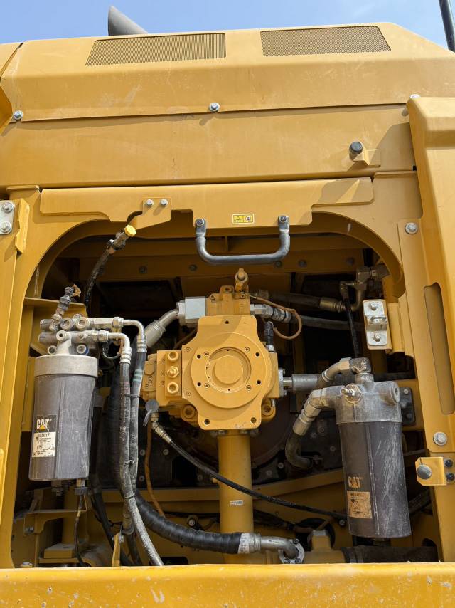 Buy Caterpillar 349D2 Used Excavator / 6