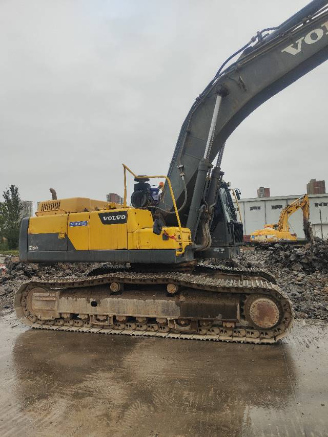 Buy Volvo EC380D Used Excavator / 2
