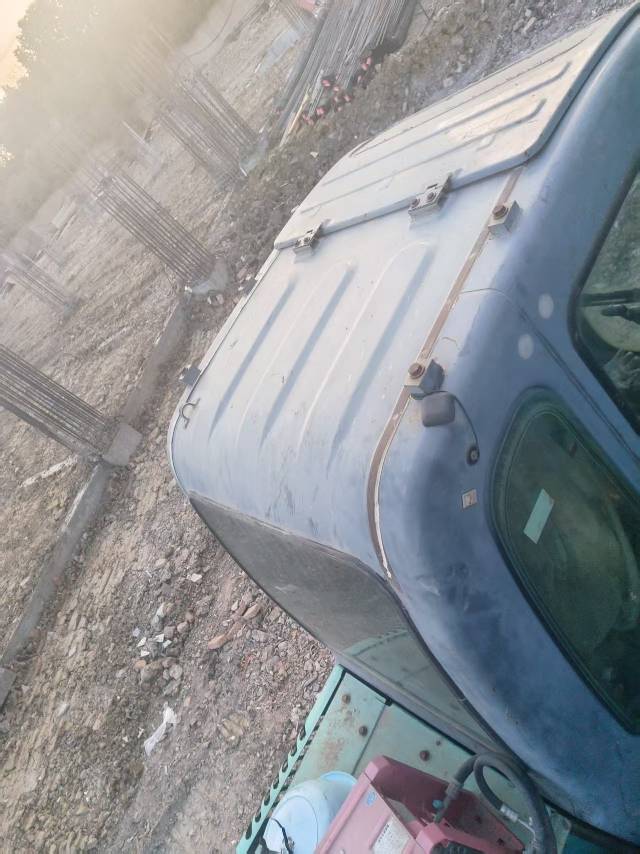 Buy Kobelco 210LC-9 Used Excavator / 5