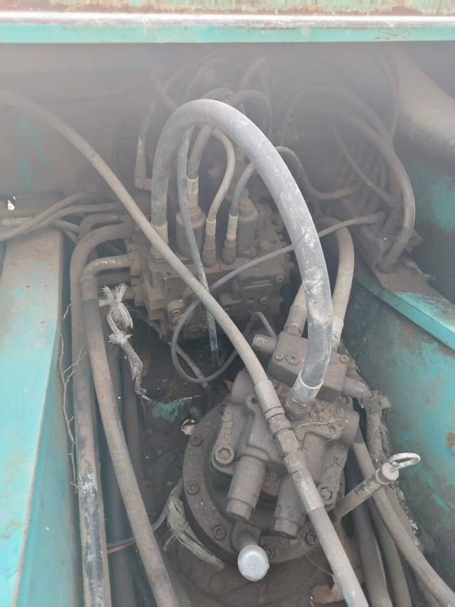 Buy Kobelco 210LC-9 Used Excavator / 8