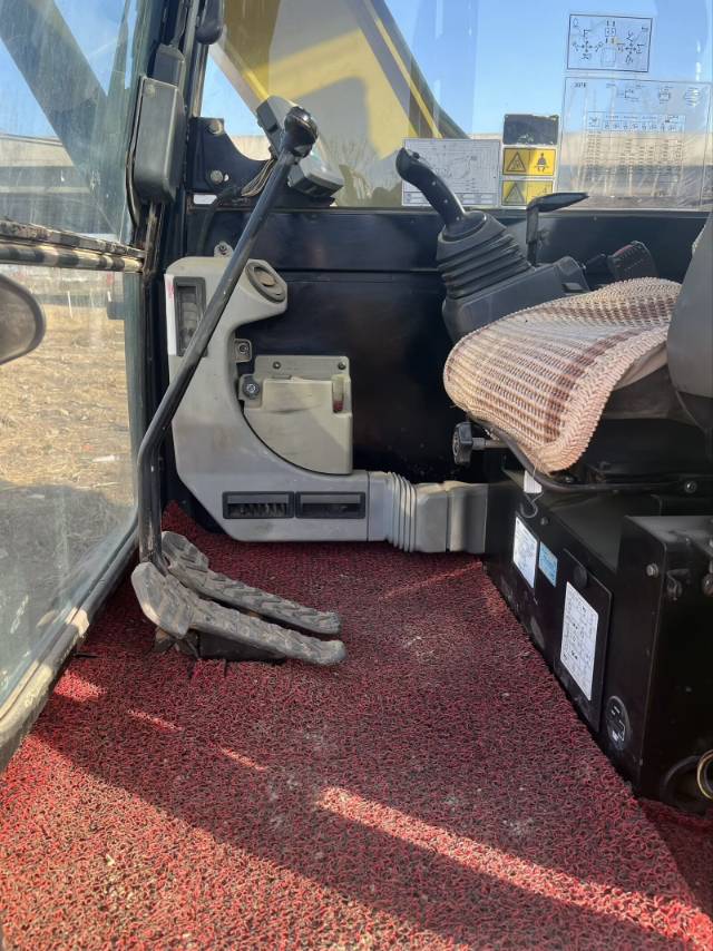 Buy Caterpillar 307E Used Excavator / 4