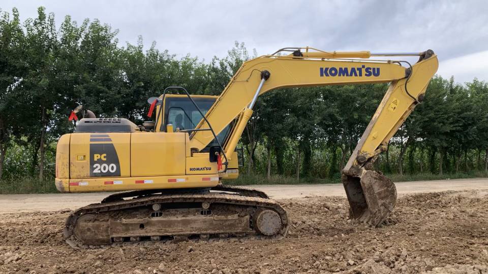 Buy Komatsu PC160-7 Used Excavator / 2