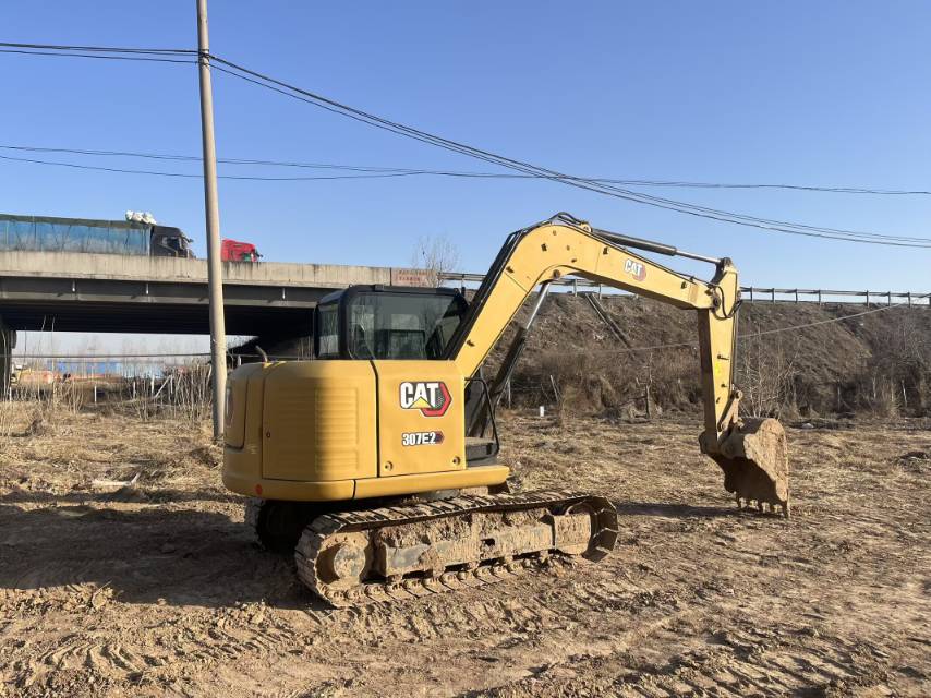 Buy Caterpillar 307E Used Excavator / 2
