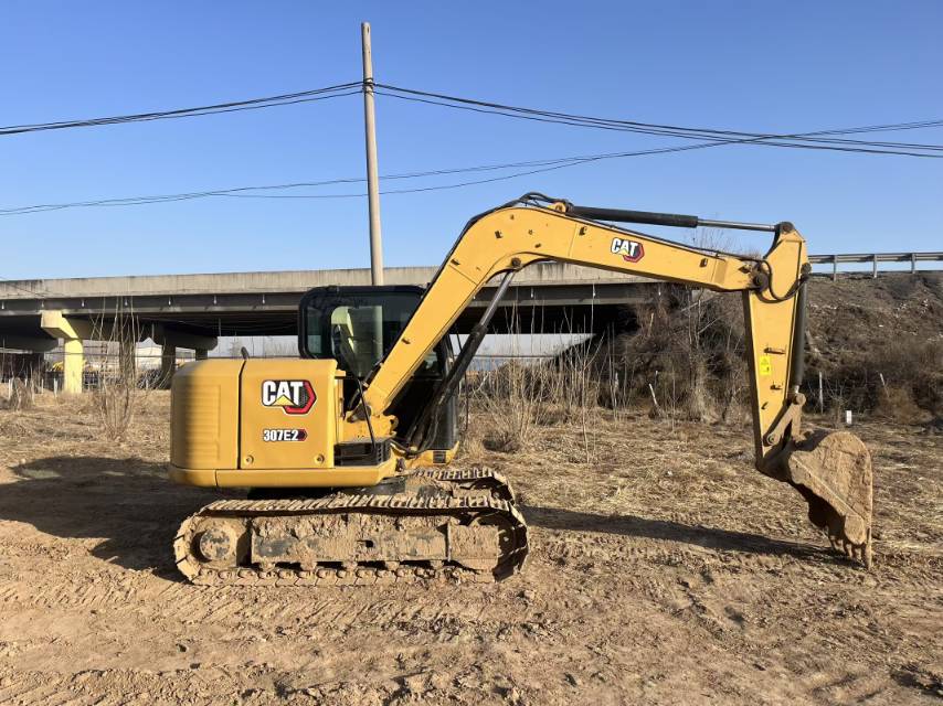 Buy Caterpillar 307E Used Excavator / 8