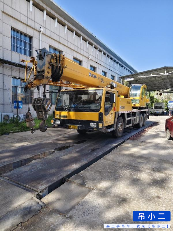 Buy XCMG QY25K5 Used Crane / 2