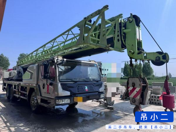 Buy Zoomlion 251E Used Crane