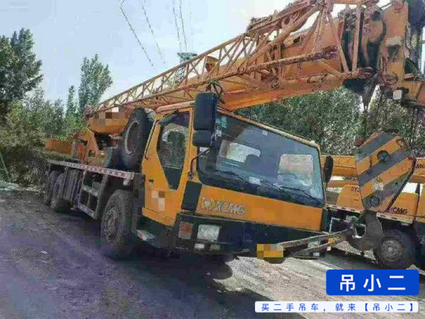 Buy XCMG QY20G Used Crane / 2