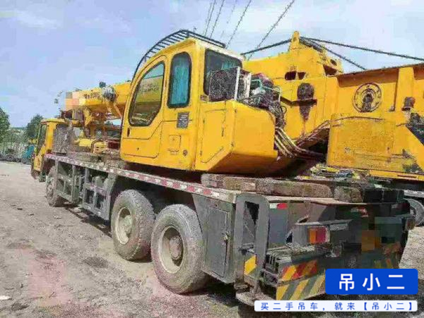 Buy XCMG QY20G Used Crane / 3