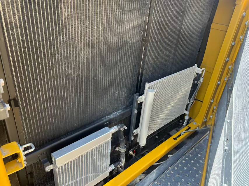 Buy XCMG XE60WA Used Excavator / 8