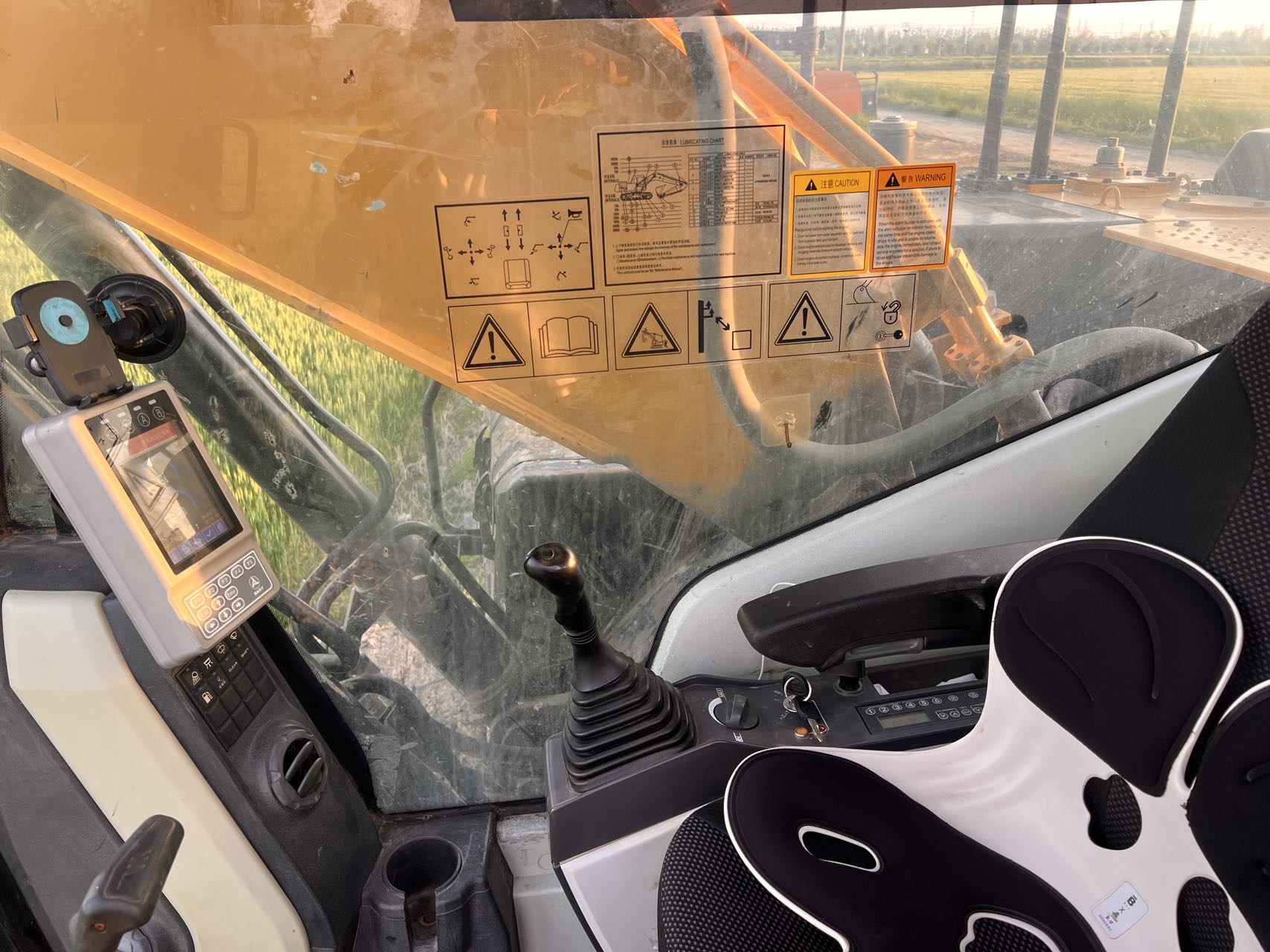 Buy Sany SY215C Used Excavator / 18