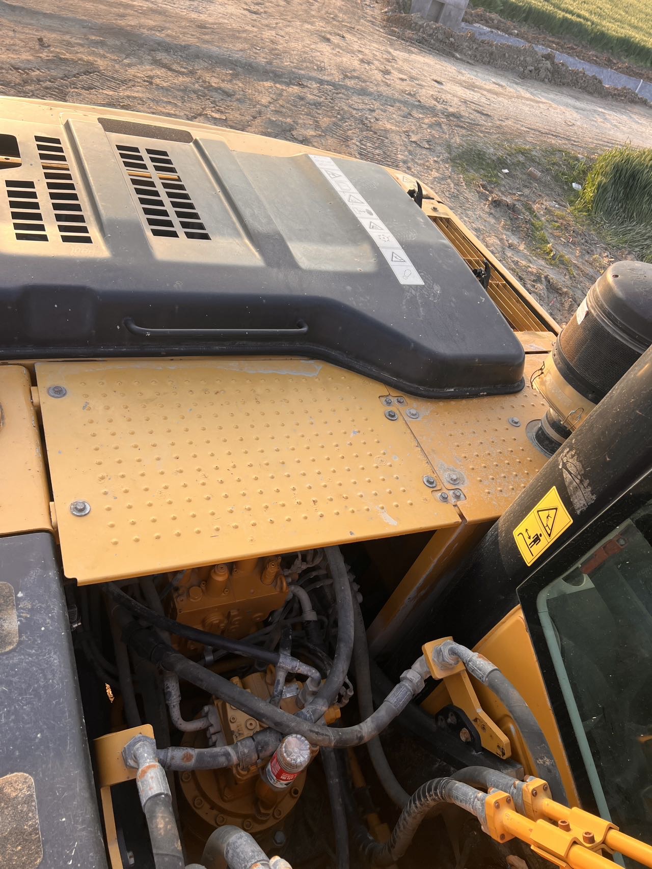 Buy Sany SY215C Used Excavator / 12