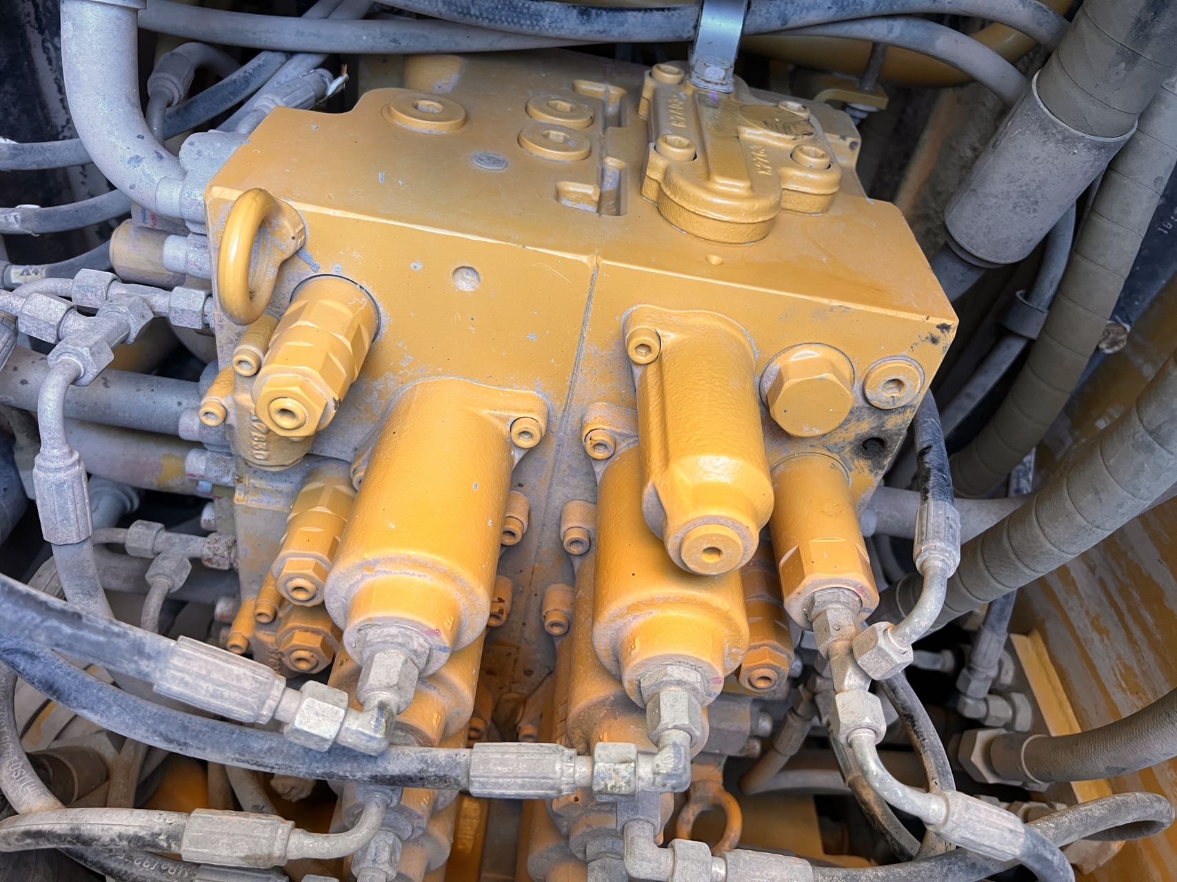 Buy Sany SY215C Used Excavator / 9