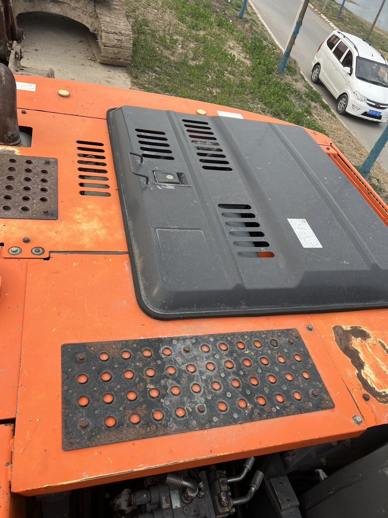Buy Hitachi ZAXIS200 Used Excavator / 15
